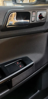 Volkswagen Polo cena 9900 przebieg: 202000, rok produkcji 2006 z Wrocław małe 379